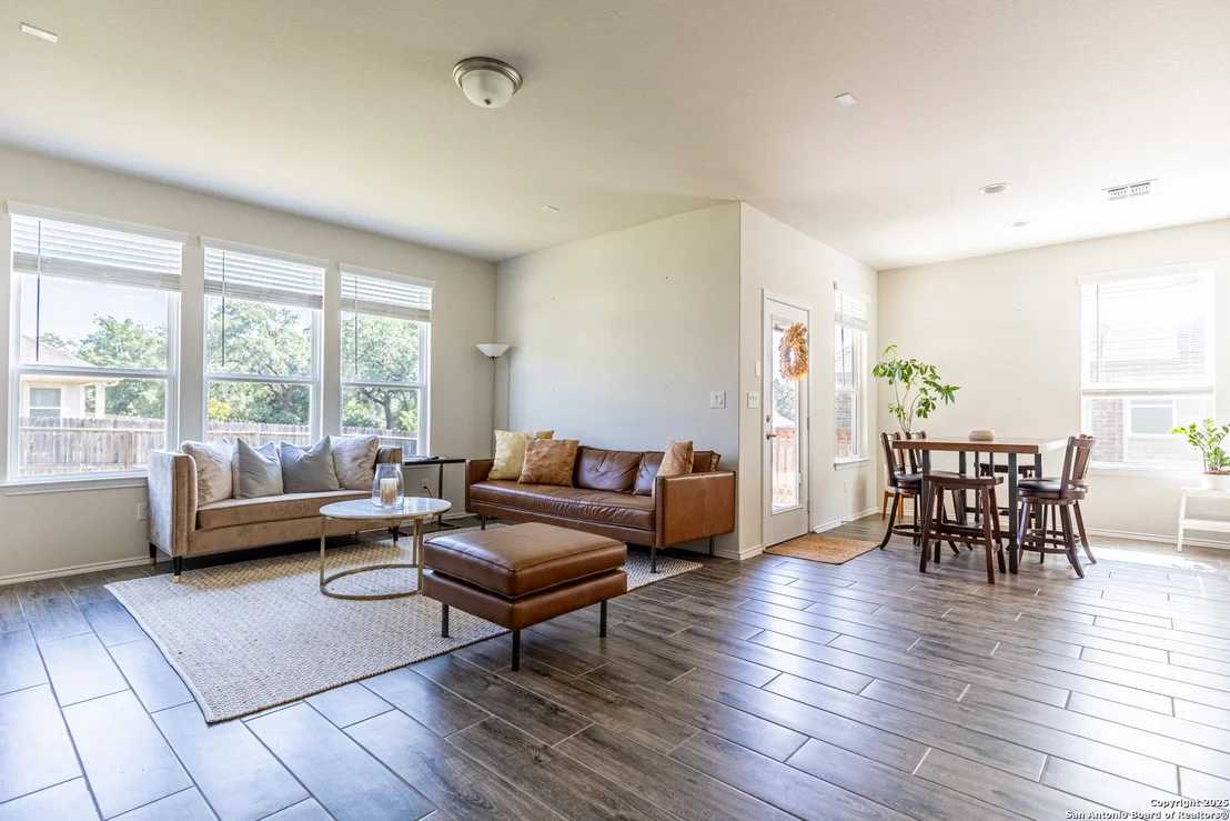 Photo of 7421 Cimarron Lake