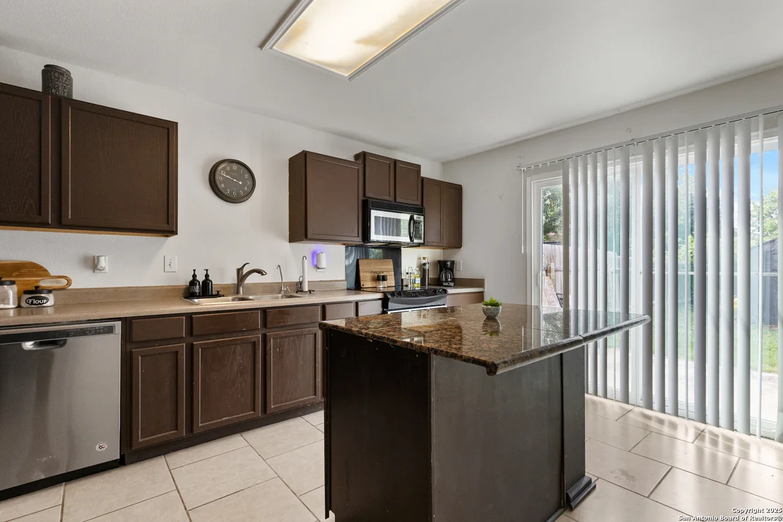 Photo of 6918 SUNDEW CRK
