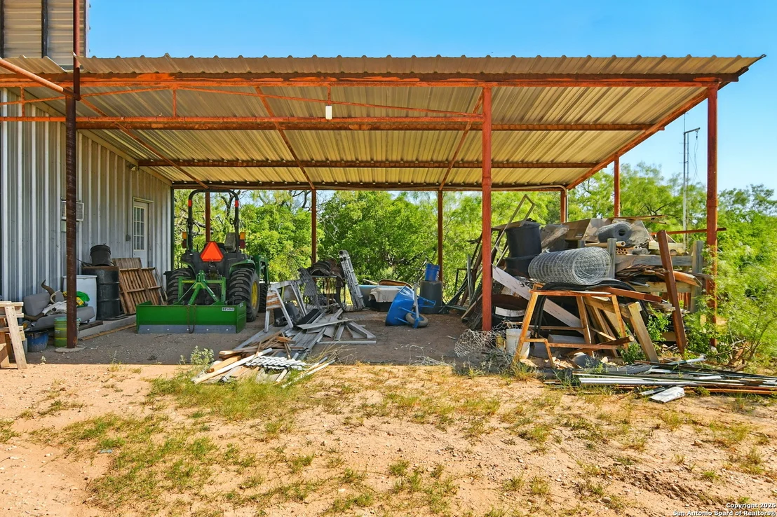 Photo of 344 E CR 341