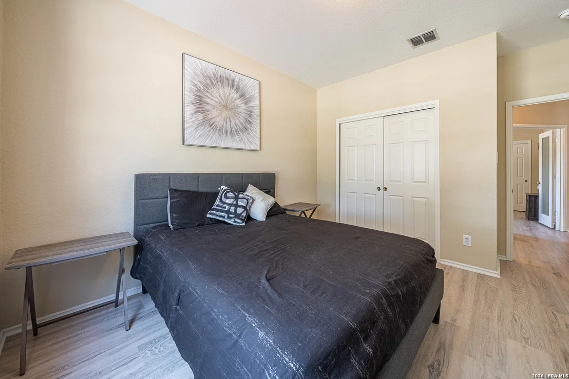 Photo of 431 DIANA DR