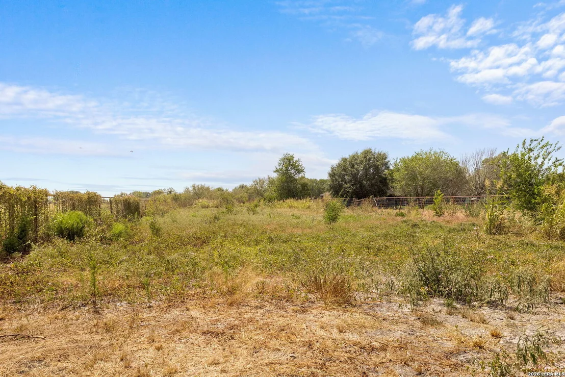 Photo of 411 Willmann Rd
