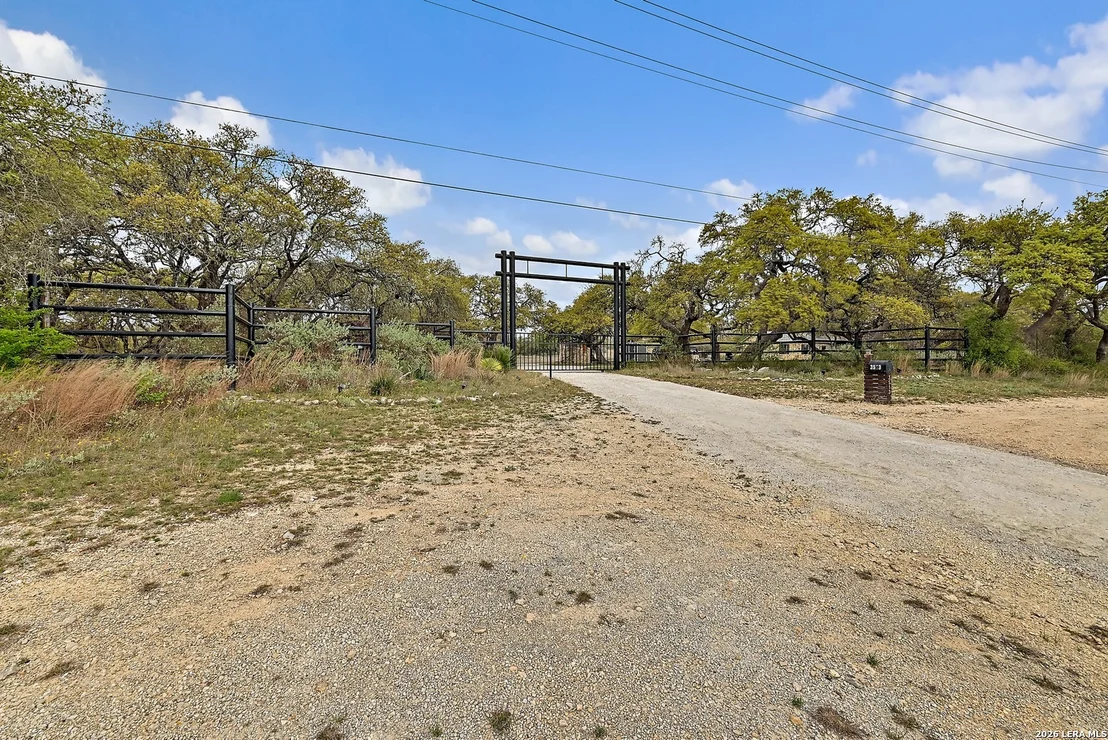 Photo of 3513 N Us Highway 281
