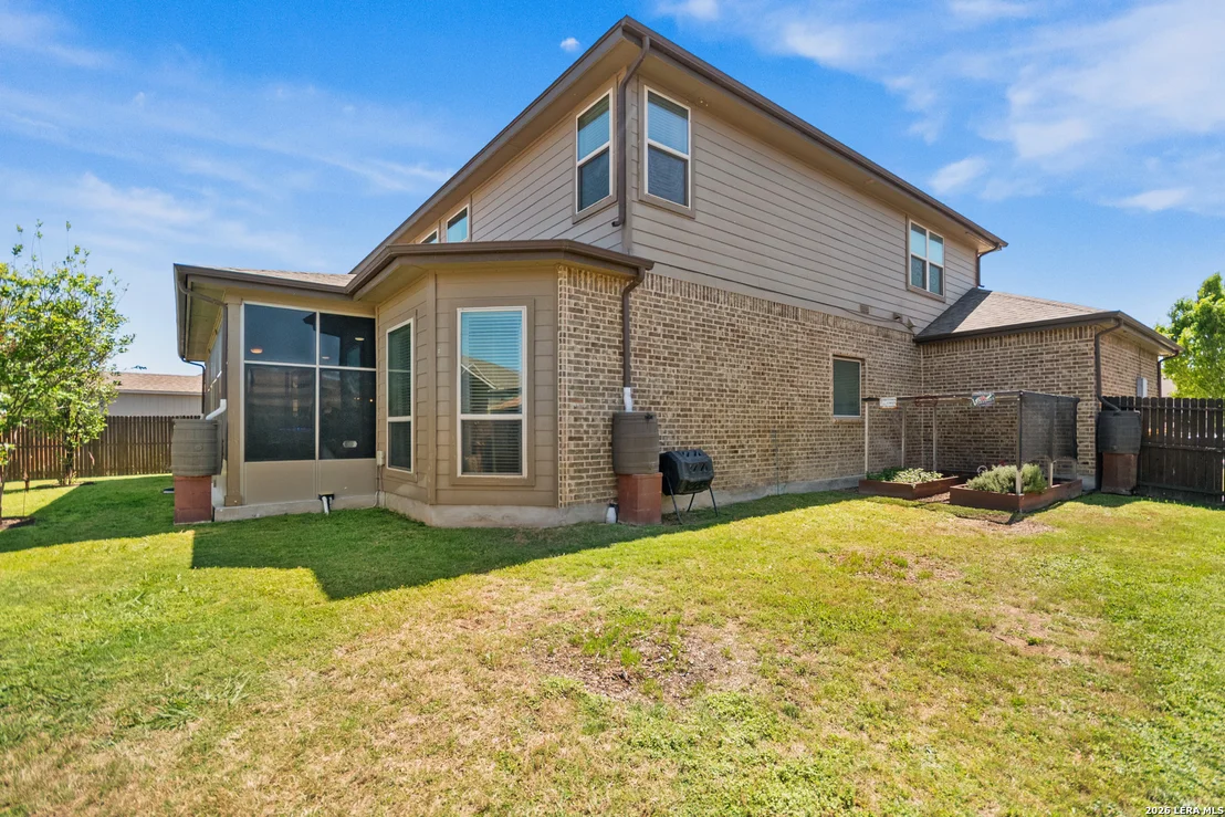 Photo of 417 BEE CAVES CV