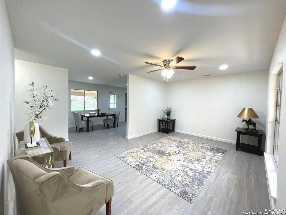 Photo of 8280 VENTURA BLVD