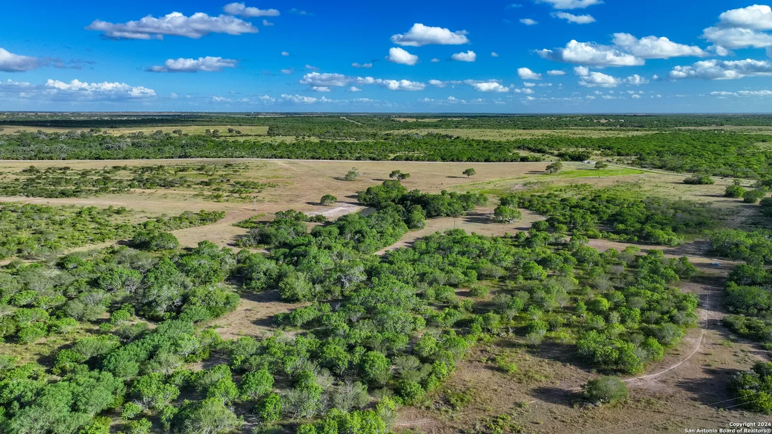 Photo of 6402 County Road 345