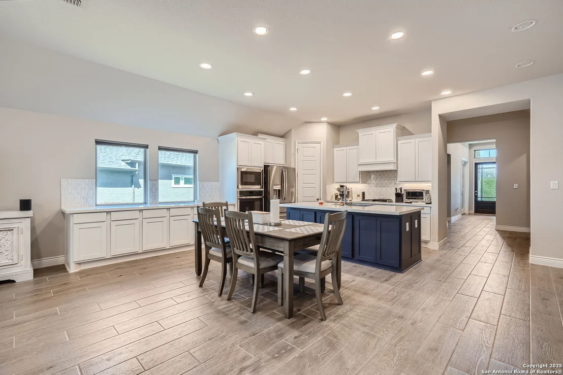 Photo of 4995 Winkler Trail
