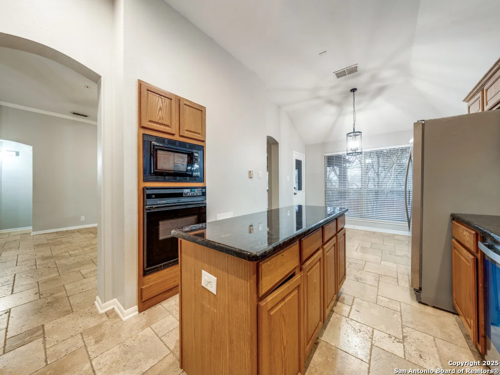 Photo of 12451 HART CLF