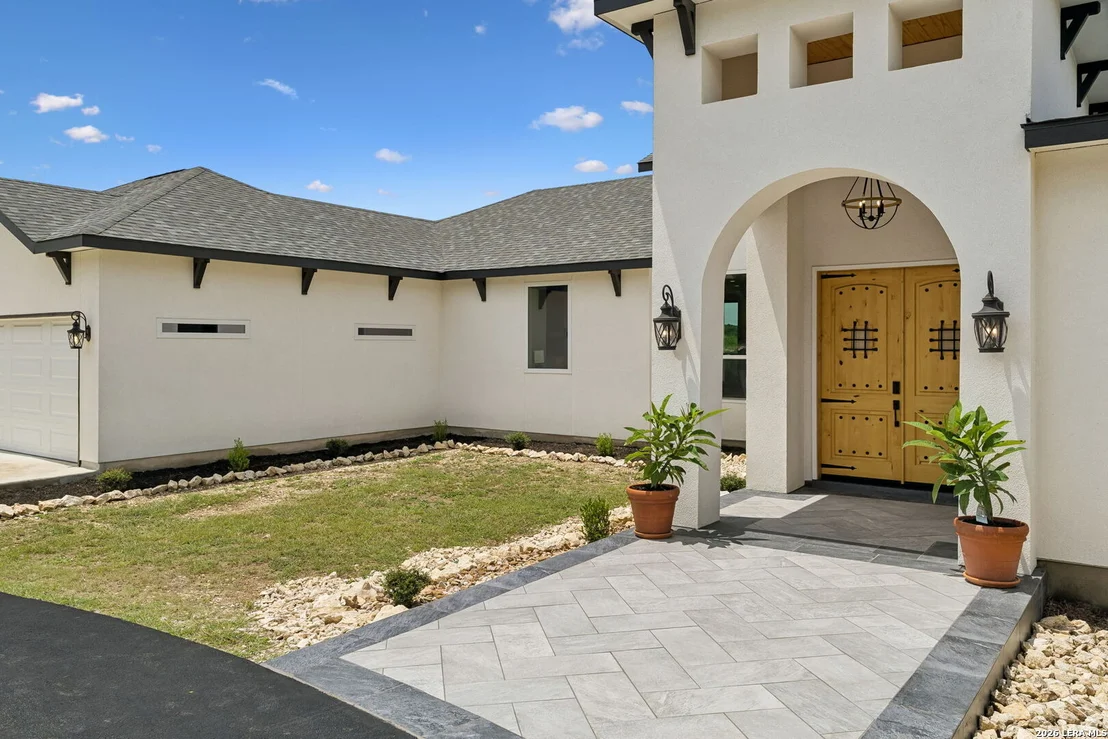 Photo of 107 SUNRISE DR