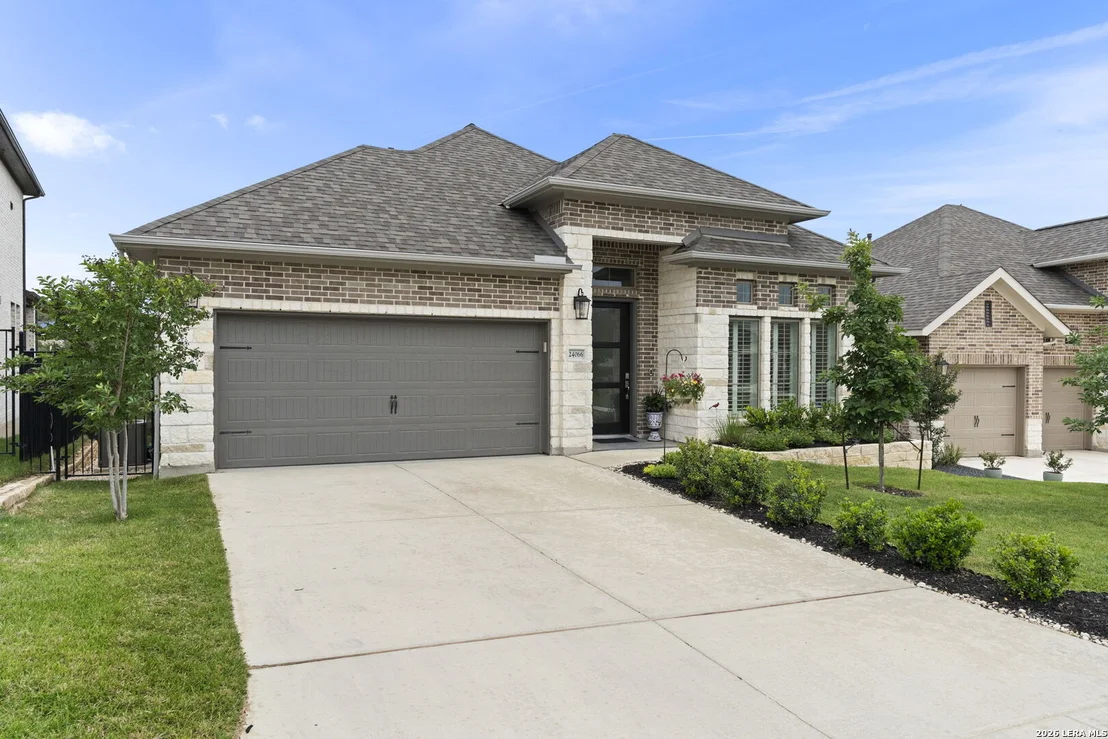 Photo of 24066 Sidehill Lie