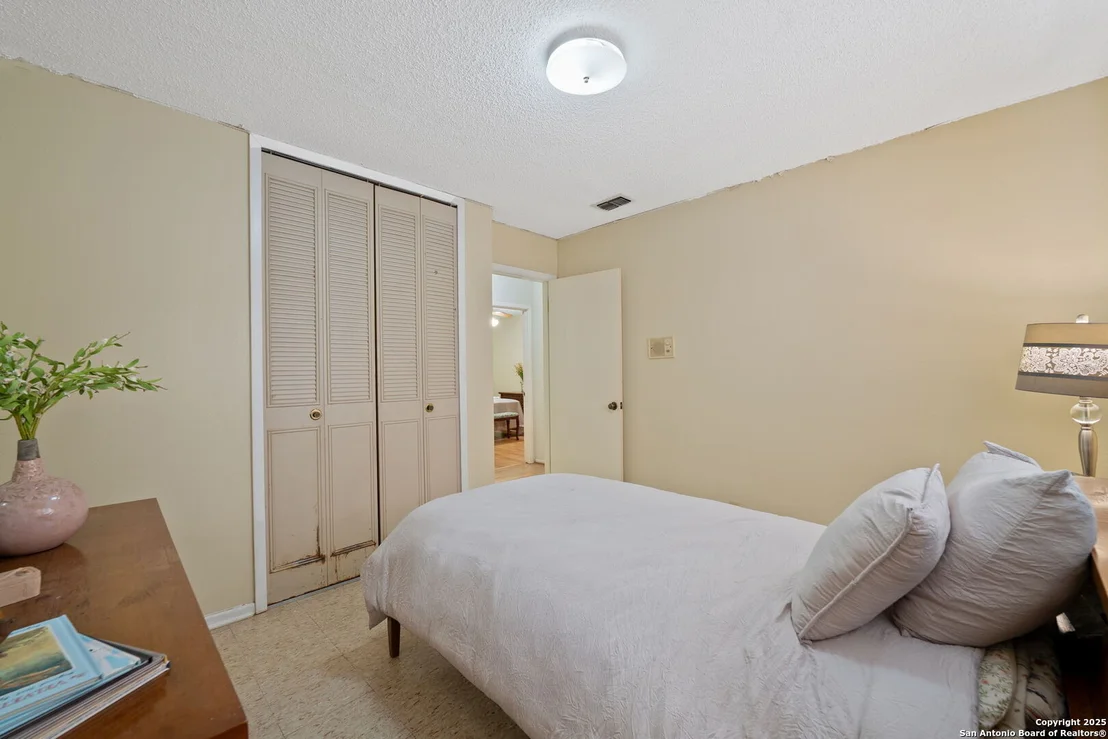 Photo of 7038 Forest Meadow