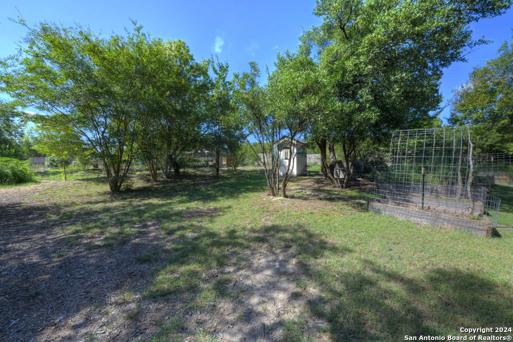 Photo of 172 LAKE FRONT DR