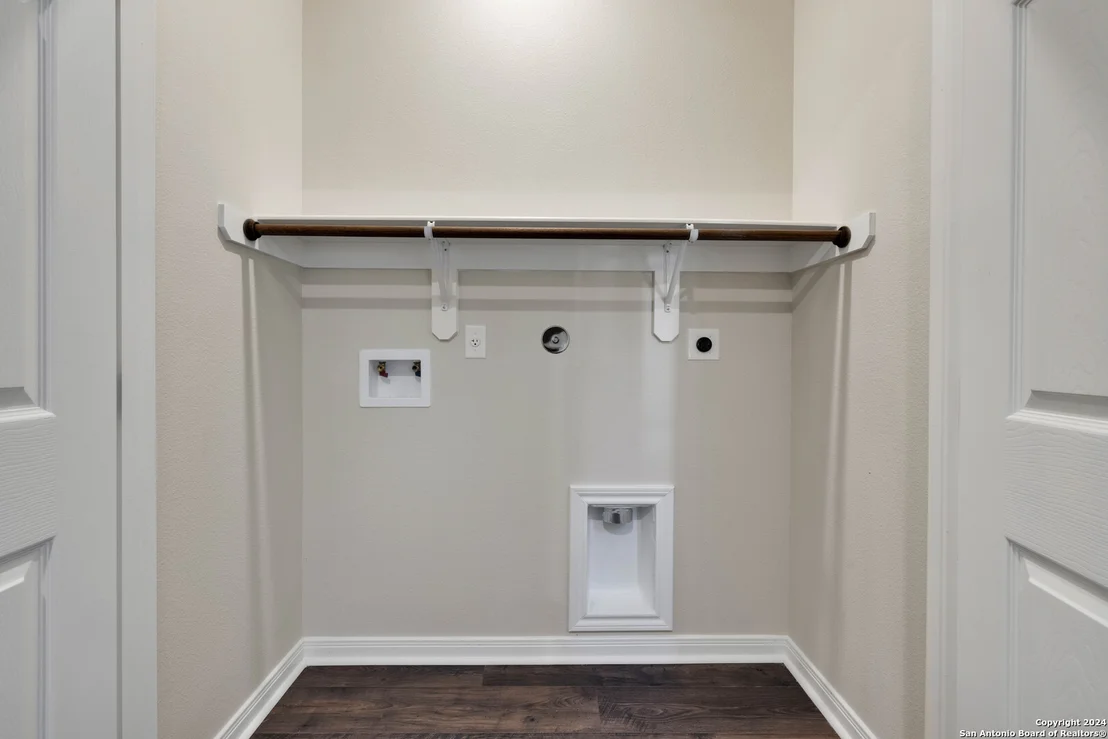 Photo of 507 PRECIOUS DR