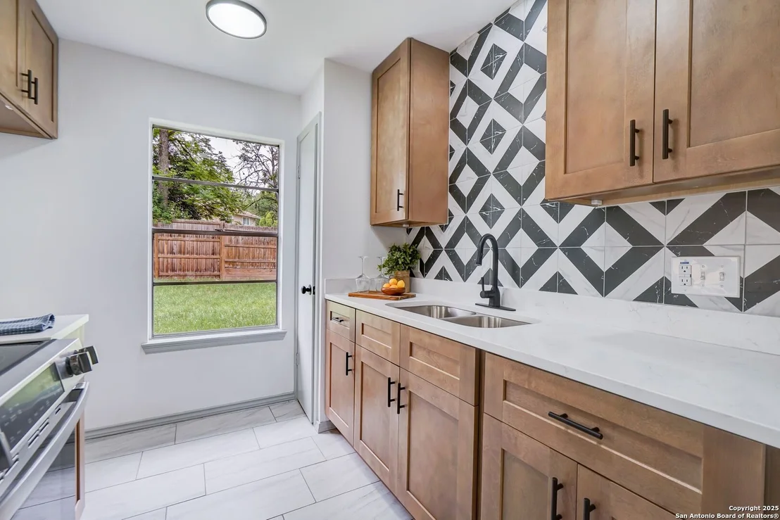 Photo of 2307 Moss Terrace
