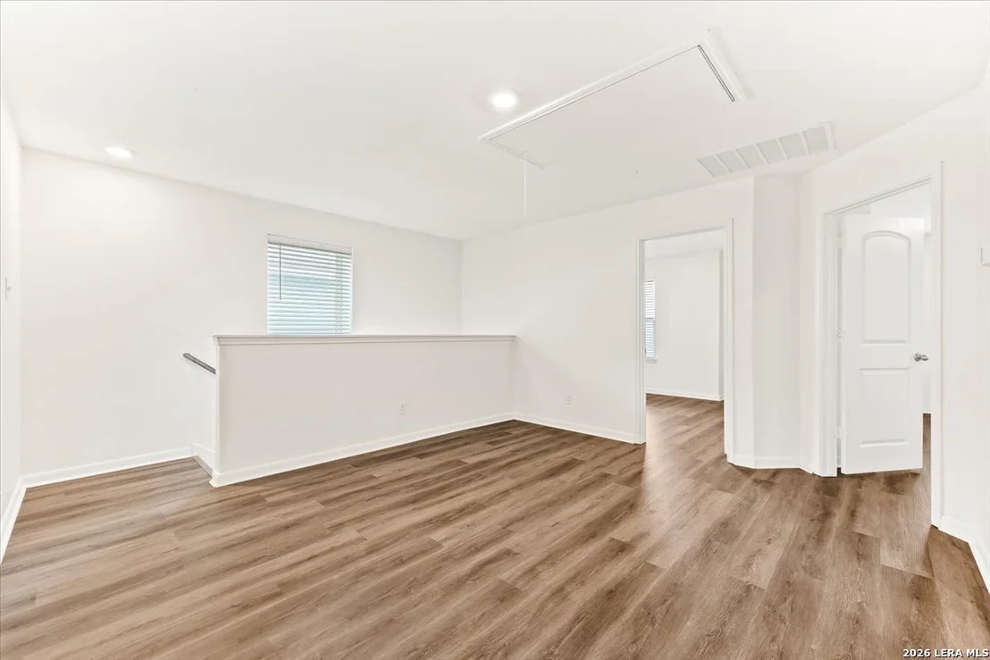 Photo of 3947 Trail De Paris