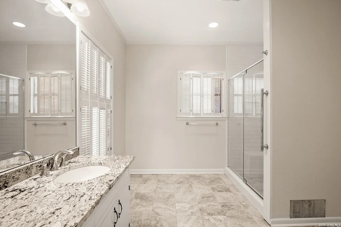 Photo of 304 Spring Mill Dr