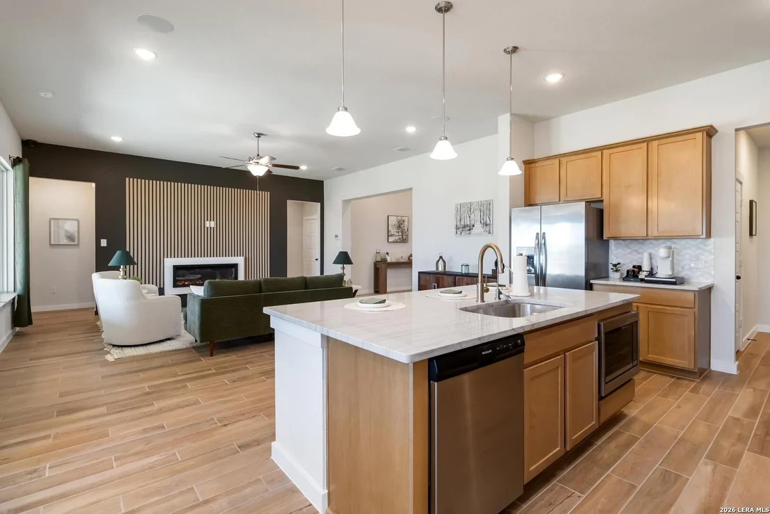 Photo of 21140 Prairie Rose