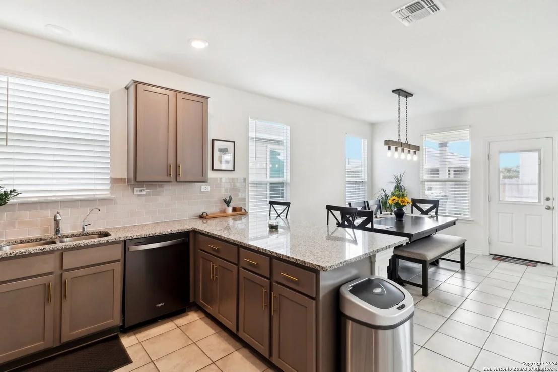 Photo of 237 deer crest