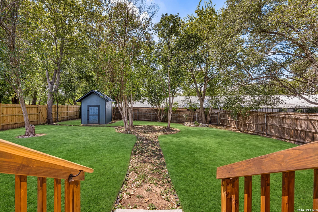 Photo of 327 RAINBOW DR