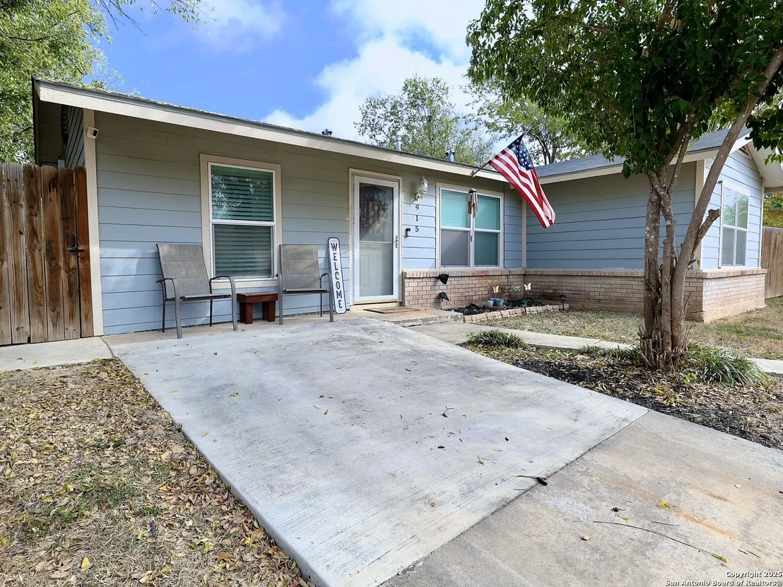 Photo of 915 Rexford
