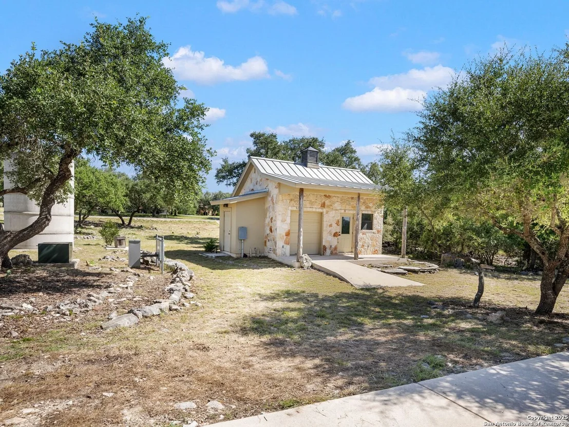 Photo of 34 Concho