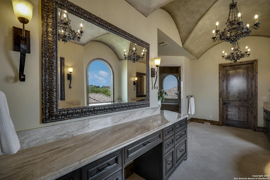 Photo of 35 Winged Foot