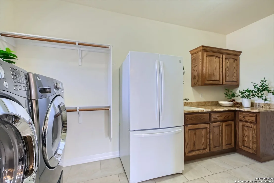 Photo of 678 Pr 3702