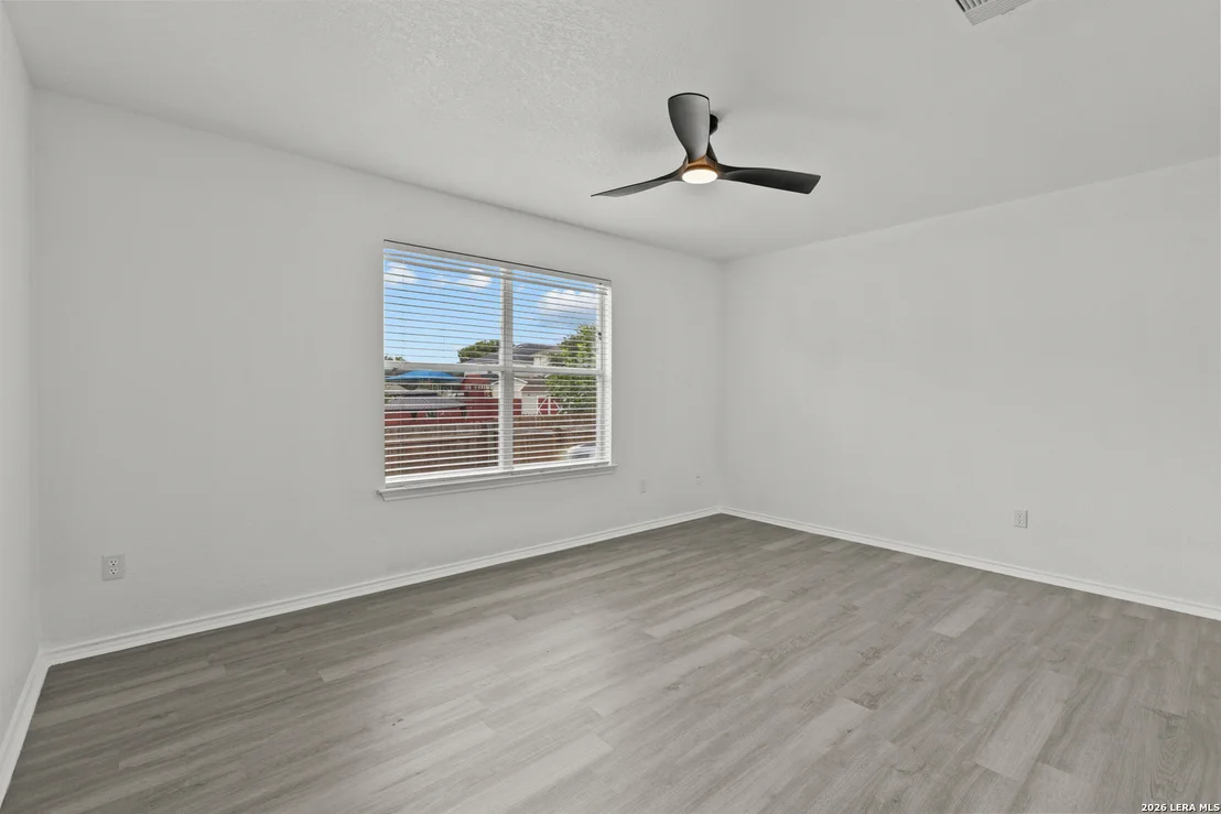 Photo of 1415 Barker Bay