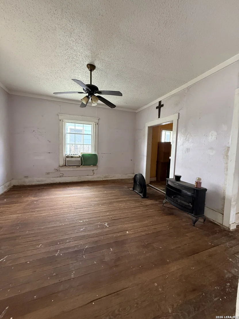 Photo of 210 Chicago Blvd