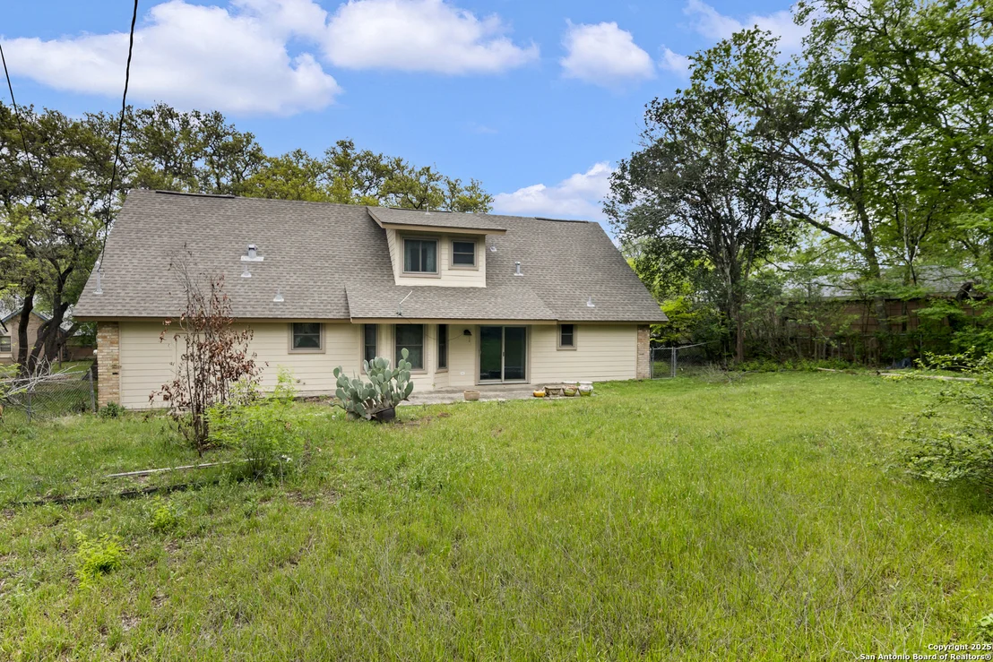 Photo of 606 Serenade