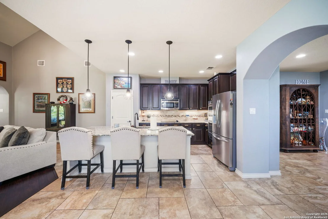 Photo of 505 Saddle Hill