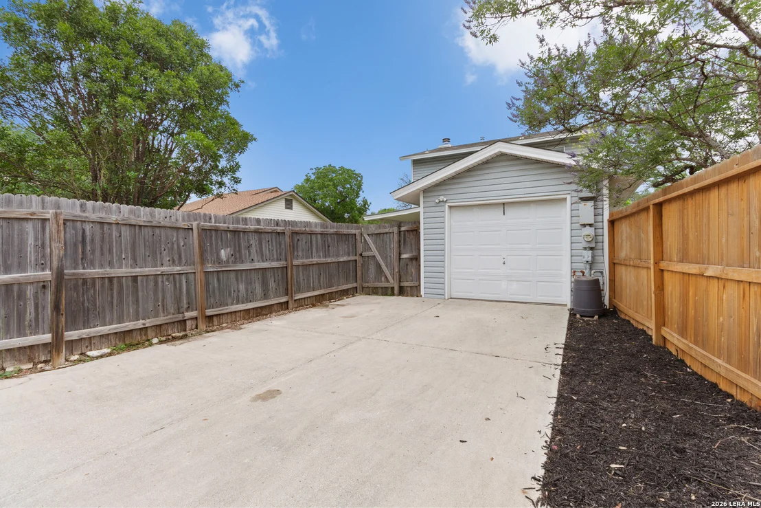 Photo of 13638 PRINCES KNLS