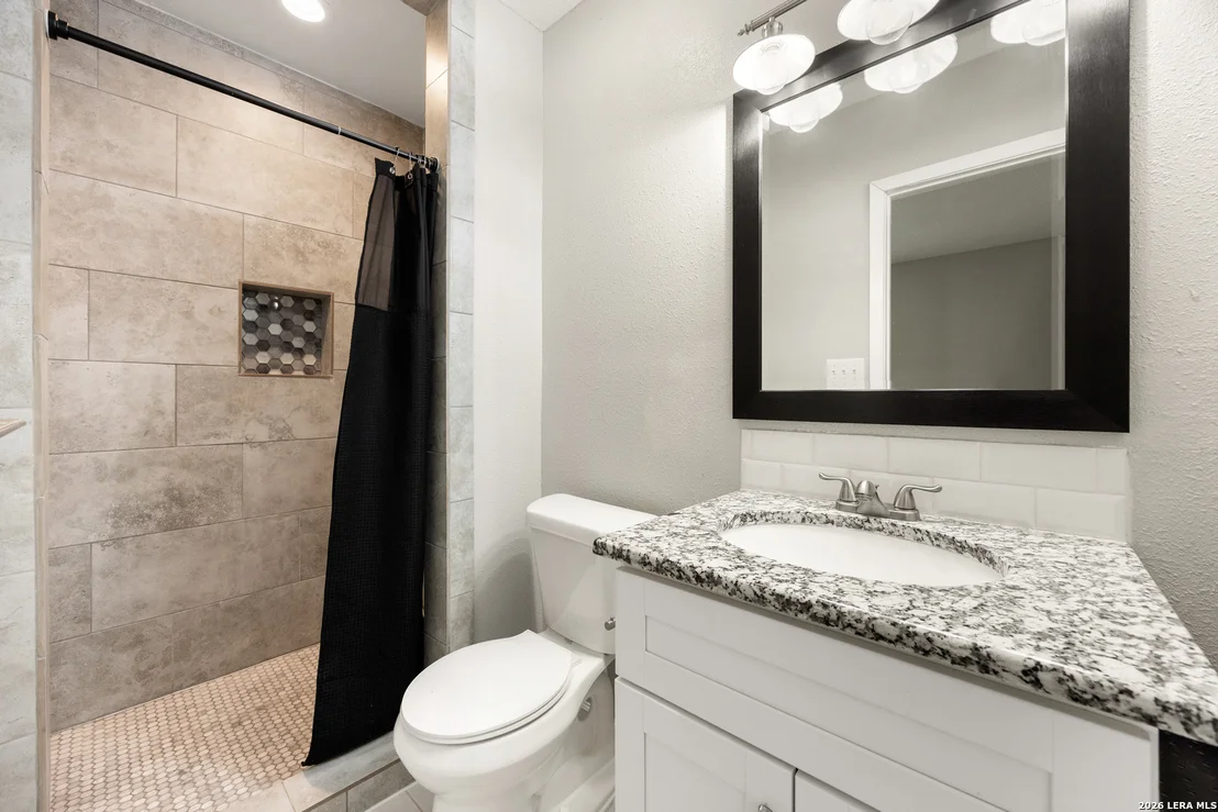 Photo of 359 REXFORD DR