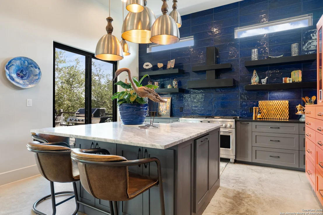 Photo of 106 laguna