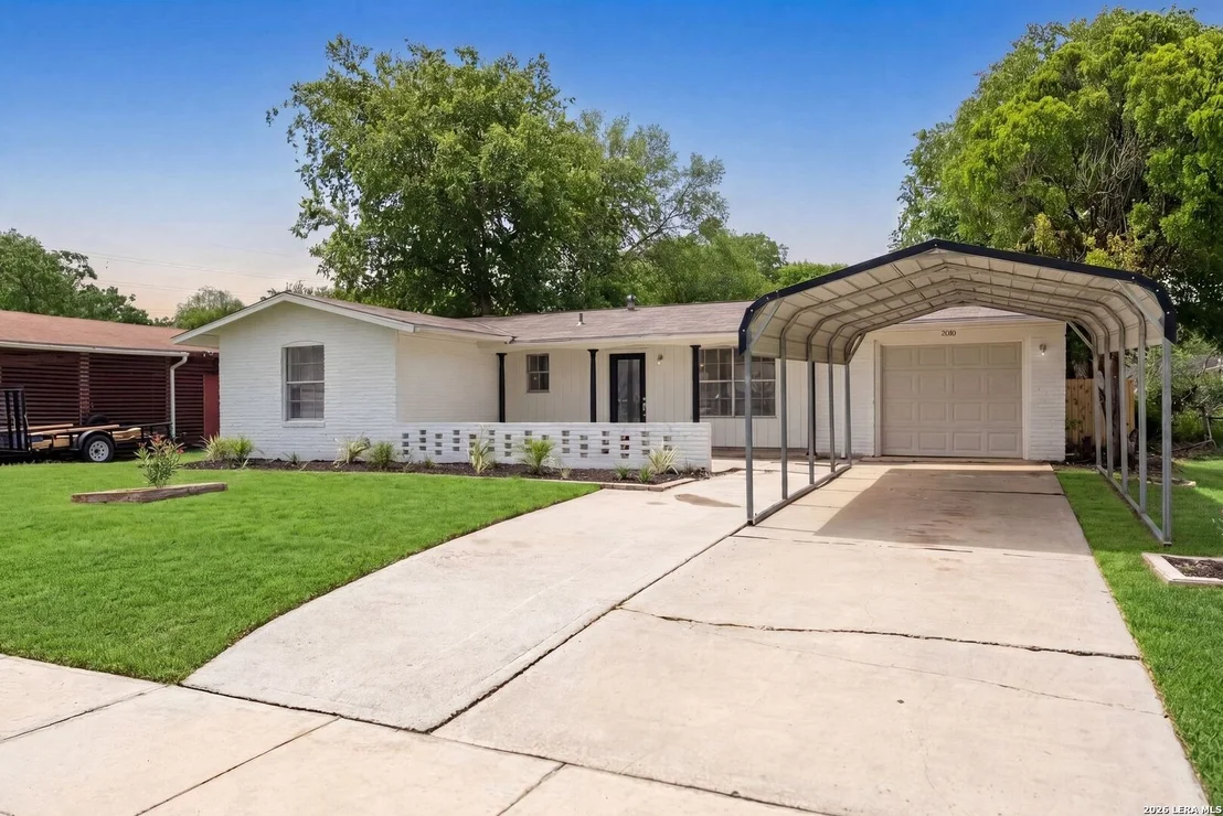 Photo of 7830 Bronco Ln