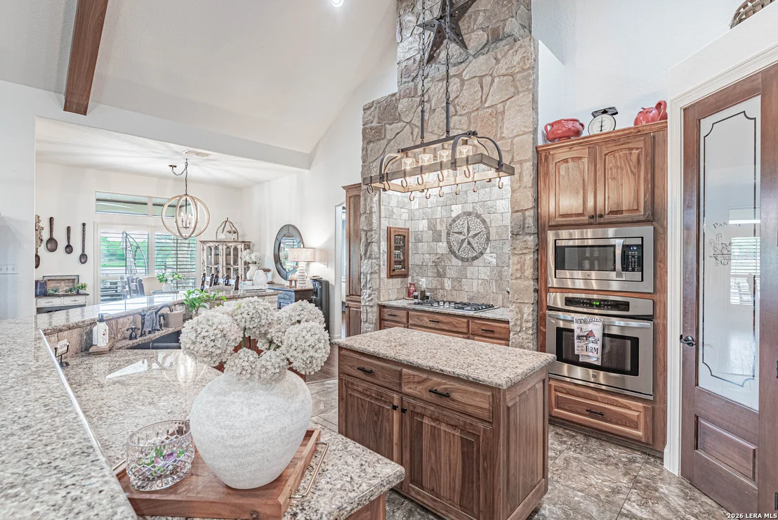 Photo of 819 County Road 356