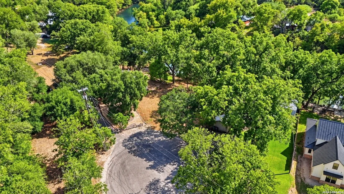 Photo of 2152 Valley Dr