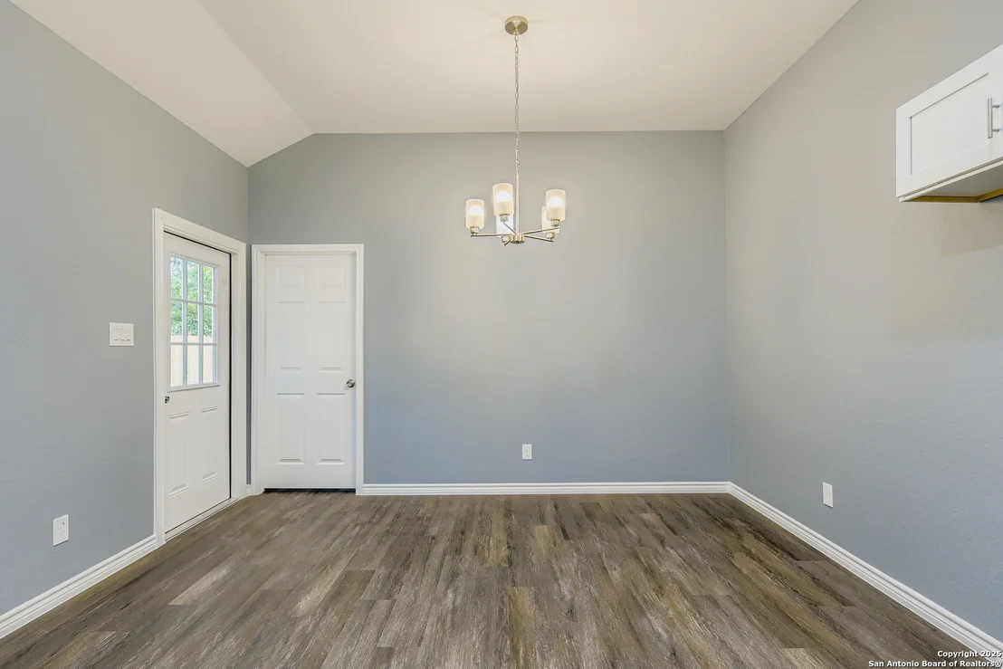 Photo of 226 Frost