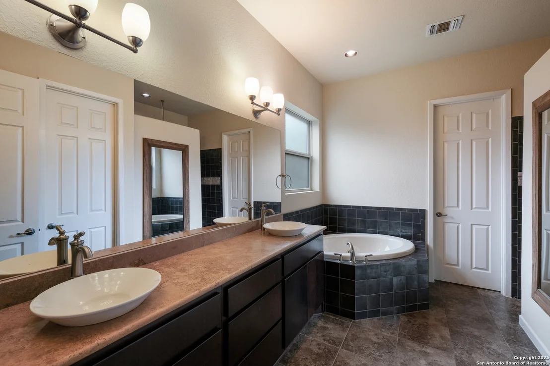 Photo of 25131 ESTANCIA CIR