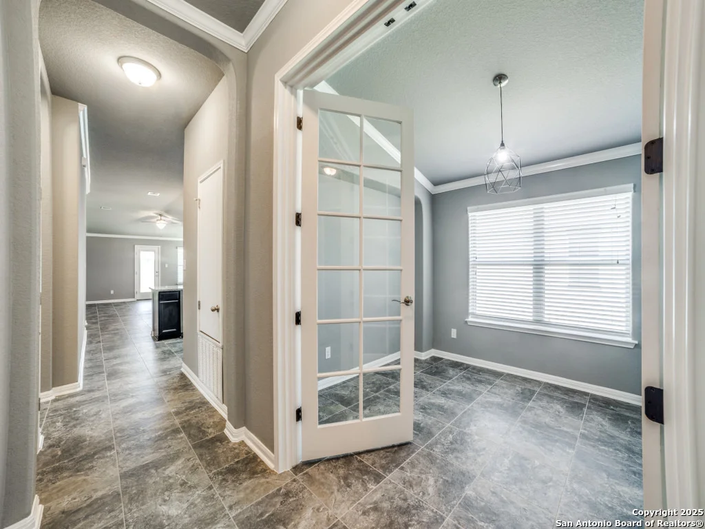 Photo of 7911 Mahala