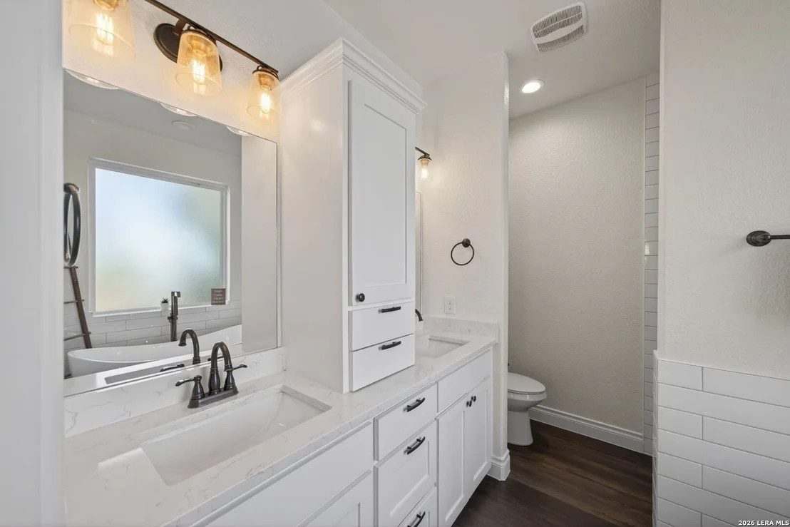 Photo of 616 Crossman