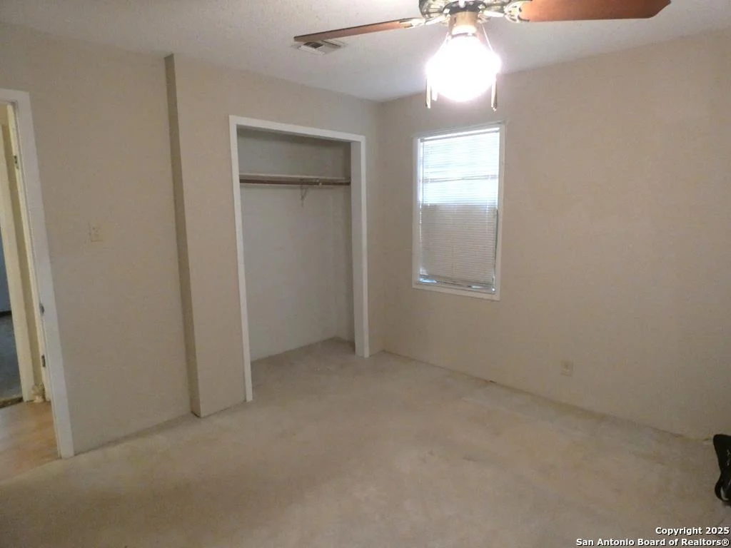 Photo of 227 Deaf Smith Rd