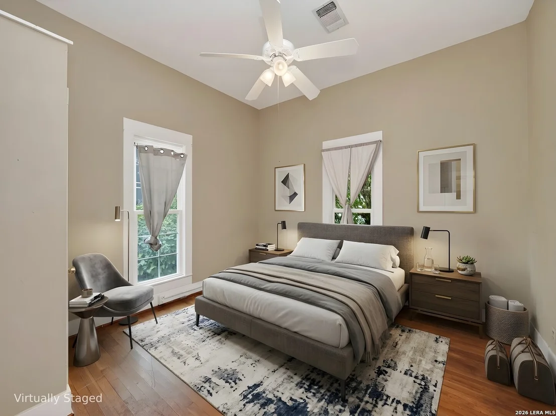 Photo of 301 Jefferson Dr
