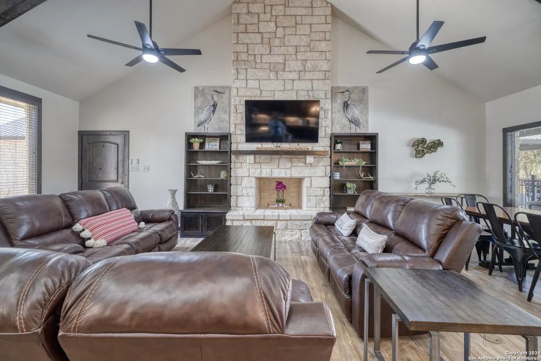 Photo of 1416 Mountain Valley Drive