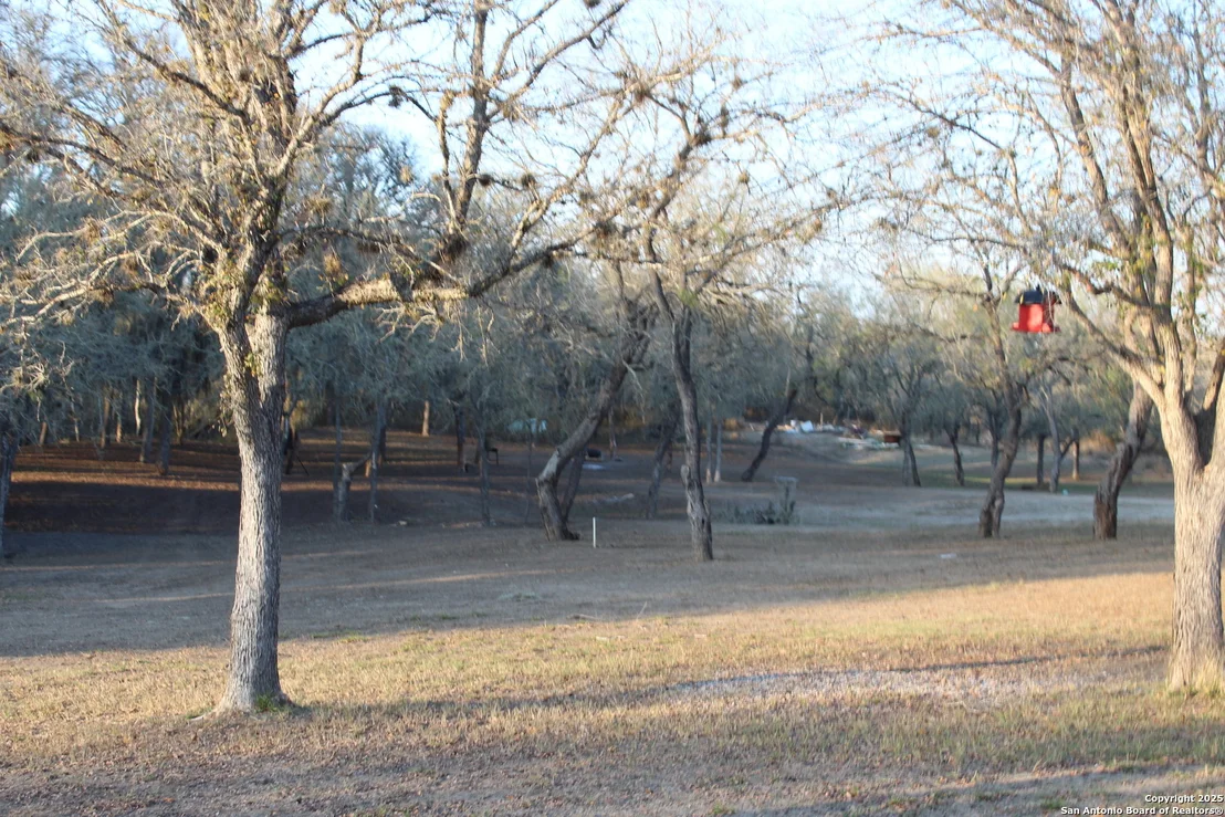 Photo of 123 Choke Canyon Estates