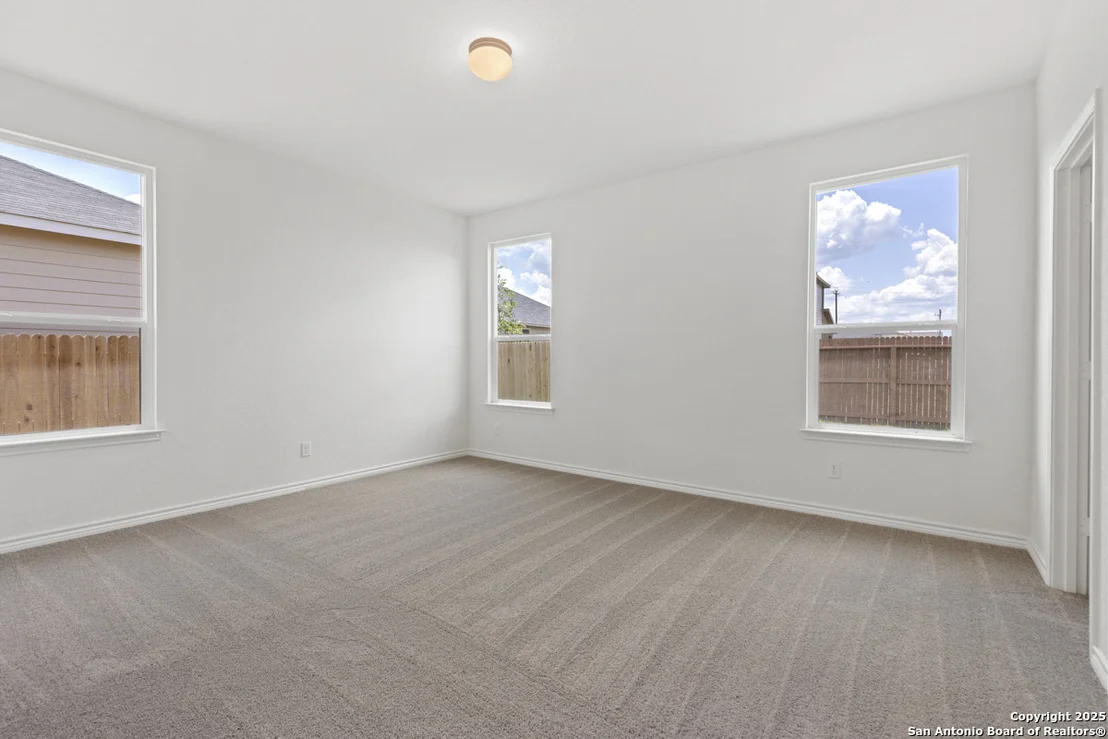 Photo of 405 Panther Way