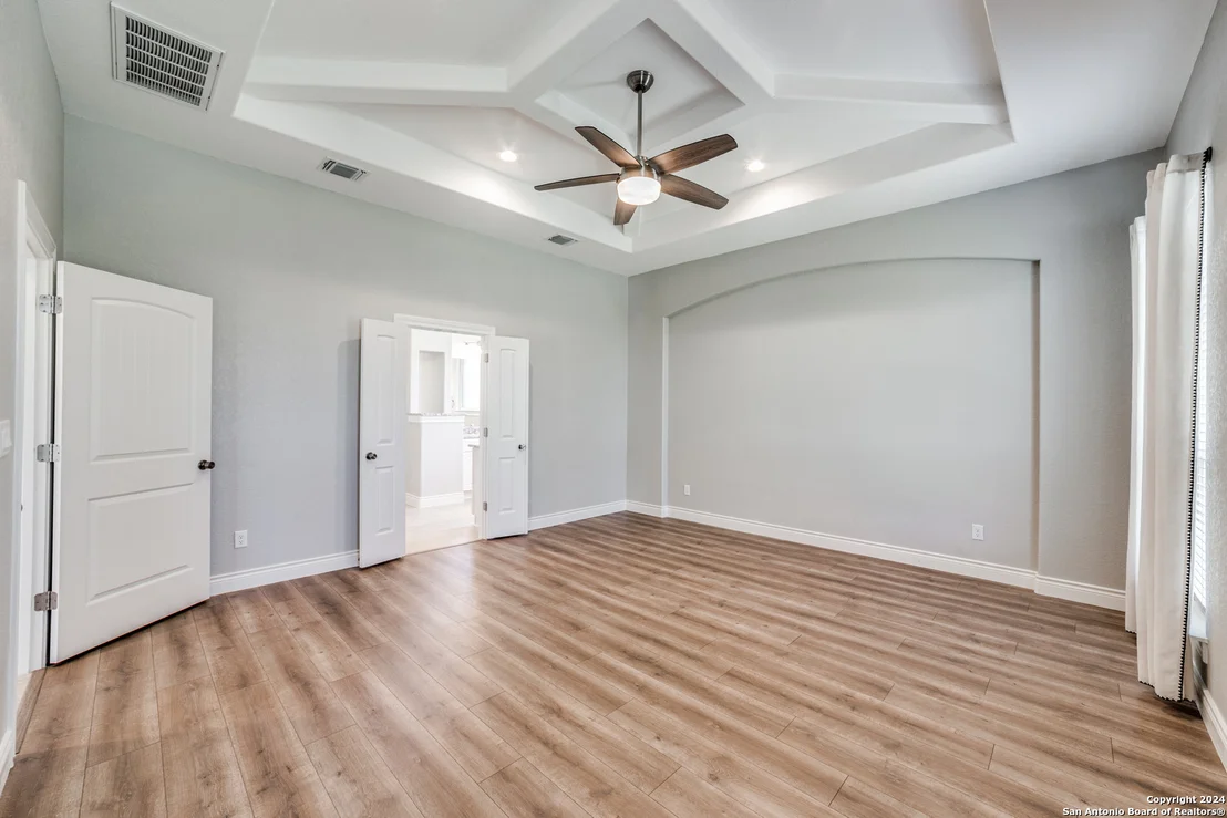 Photo of 712 COUNTY ROAD 3823