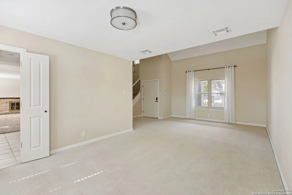 Photo of 8406 Timber Crest