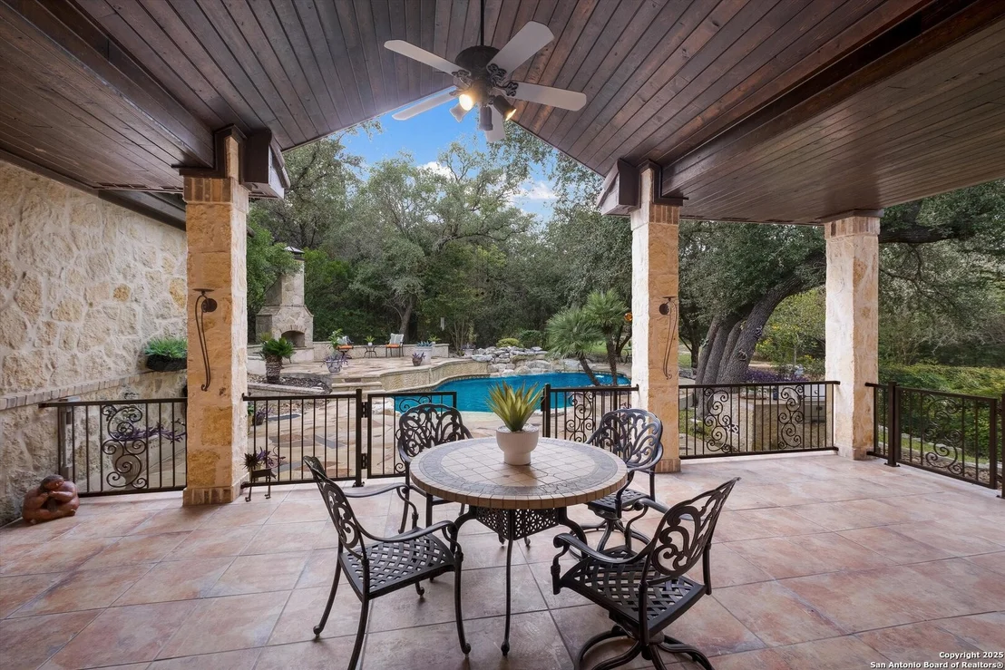 Photo of 15271 Chinquapin