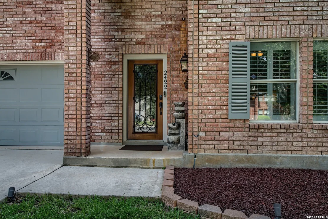 Photo of 2422 Thrasher Oak