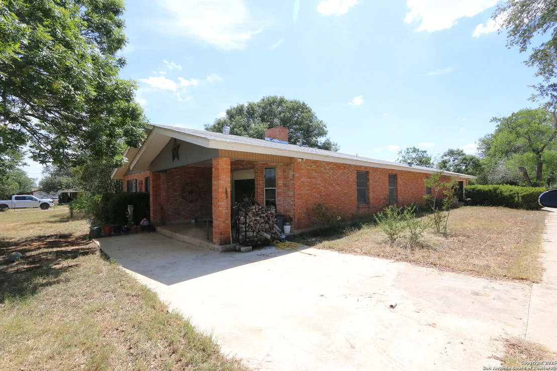 Photo of 1023 Zigmont Road